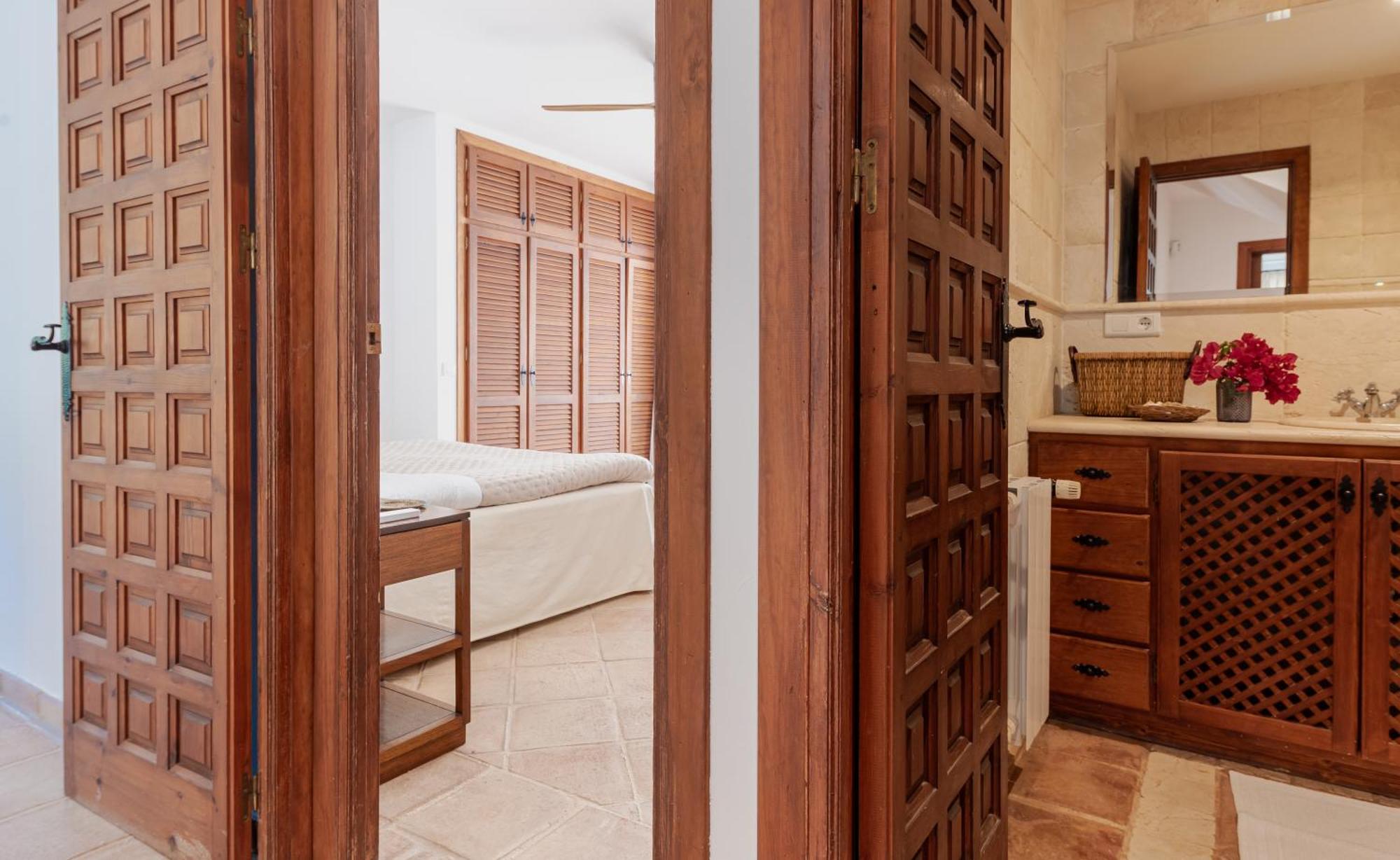 Villa Charming Andalusian-style *