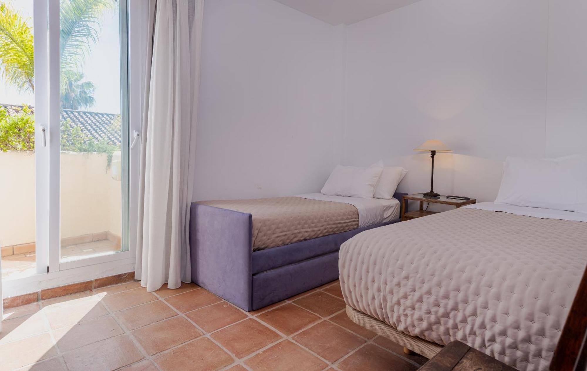Villa Charming Andalusian-style Marbella
