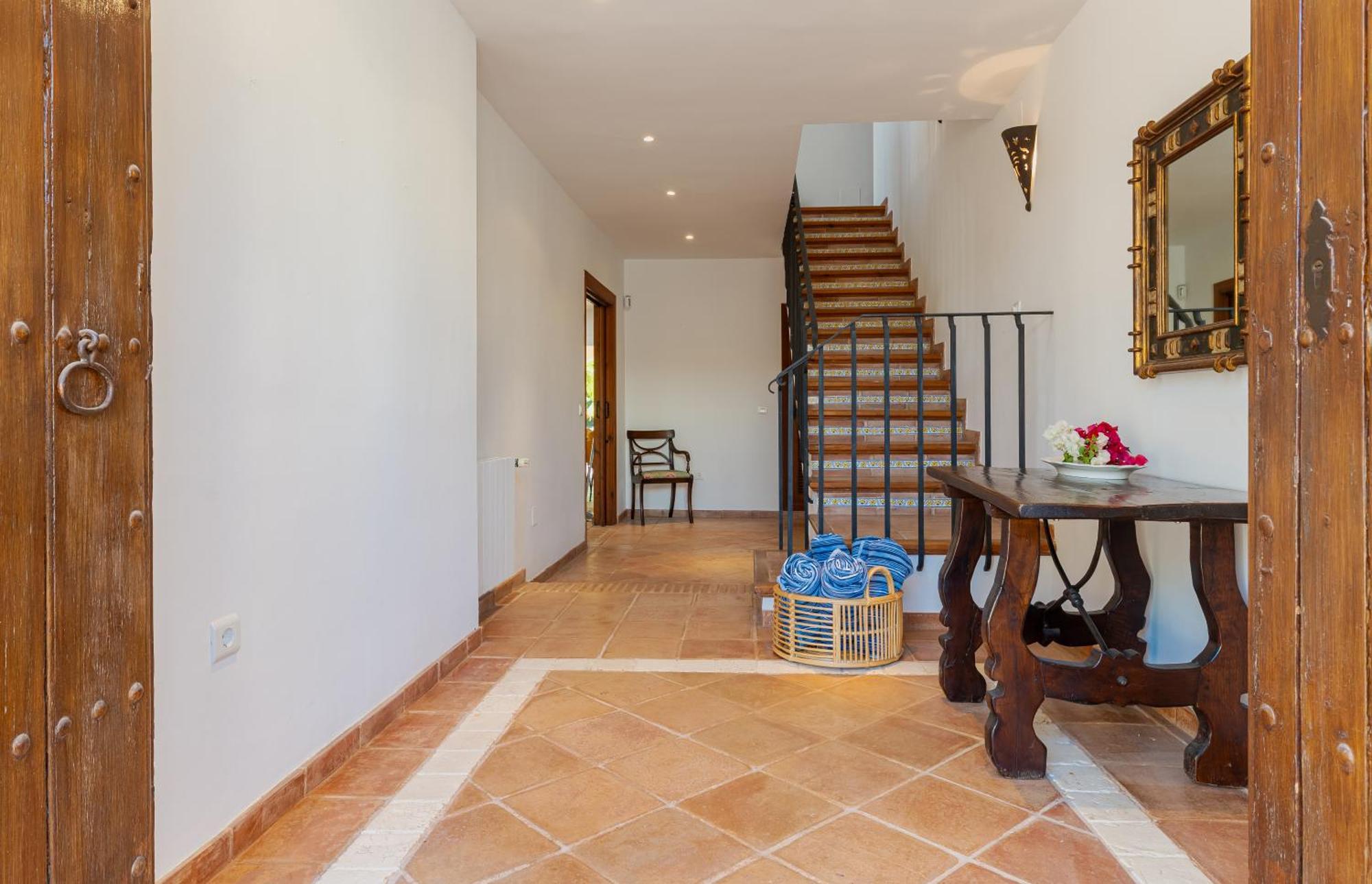 Charming Andalusian-style Villa